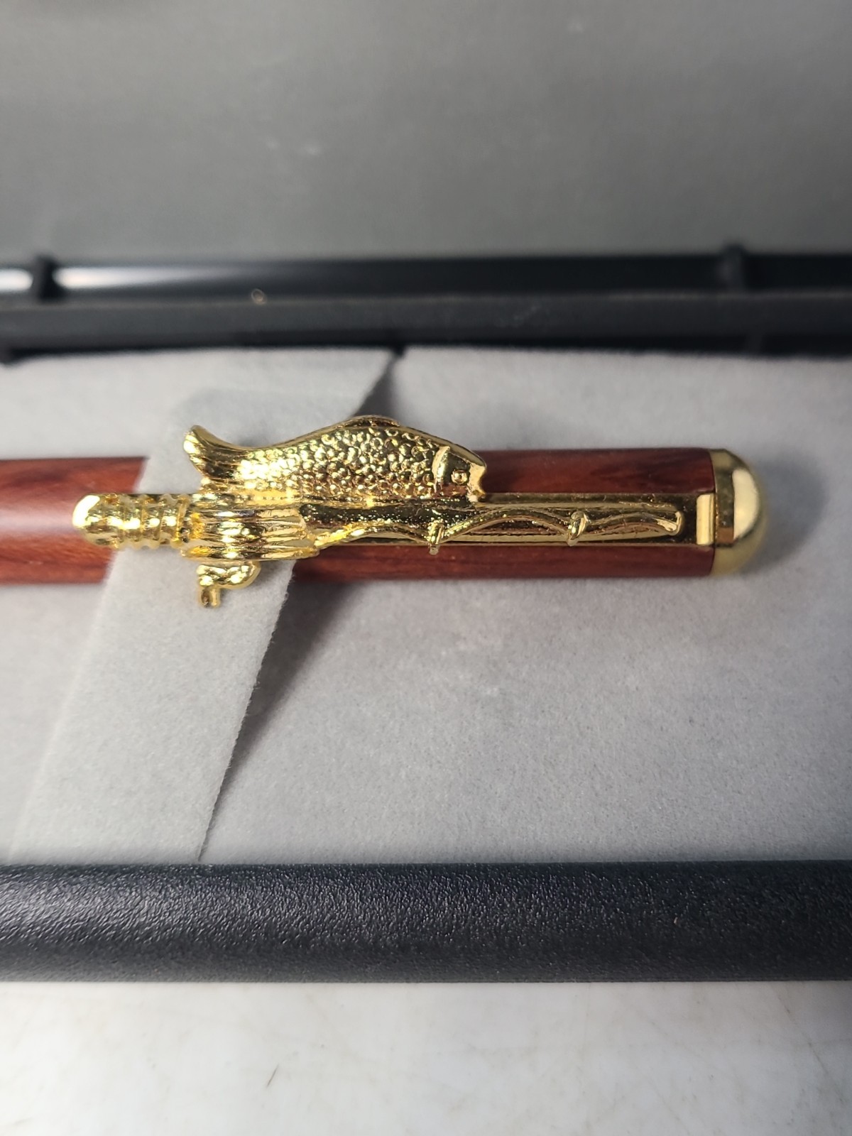 UNBRANDED WOOD BALL POINT PEN WITH FISHING ROD AND FISH CLIP IN CASE