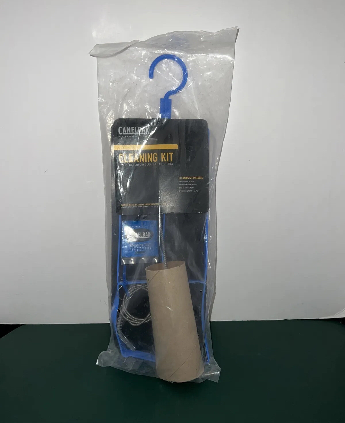 Camelbak NIOP Maximum Gear Cleaning Kit:Brush, Tube Brush,Clean Tabs,Dryer,60112