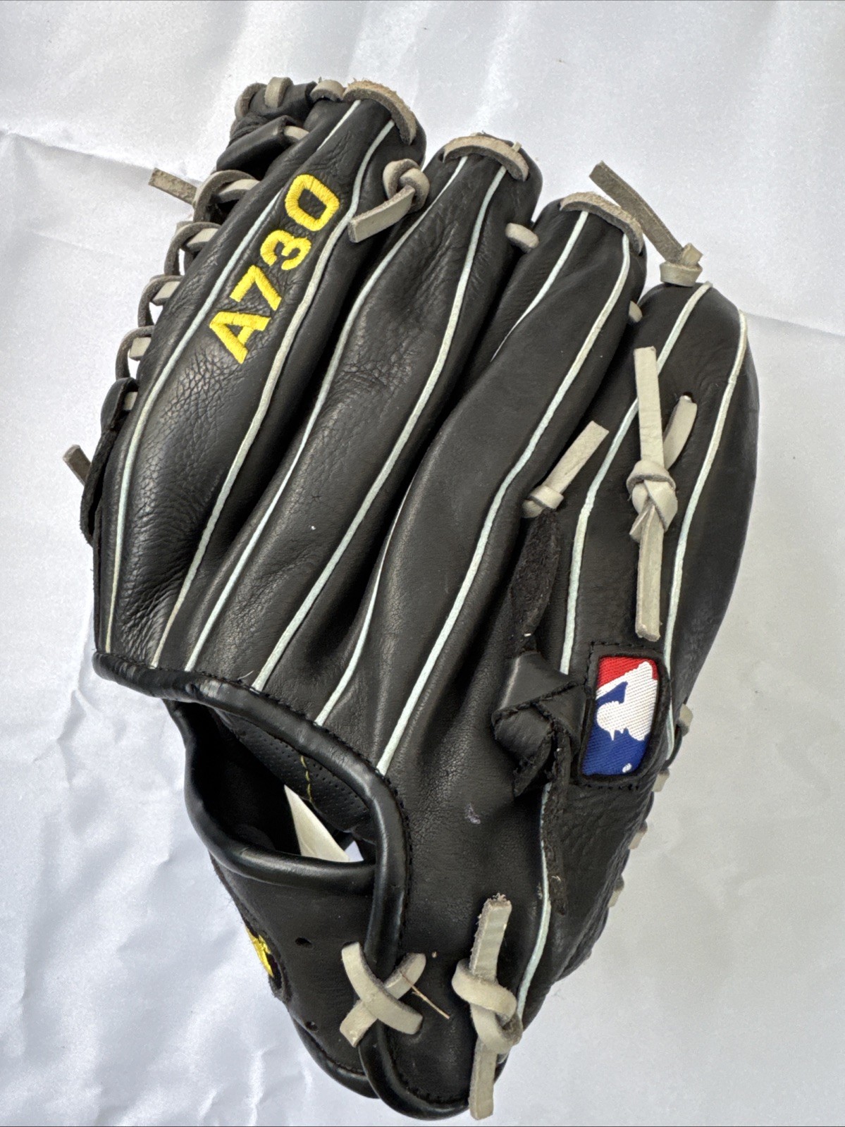 Wilson Baseball Glove A730 DK125 Left Hand Throw 12 1/2” All Position