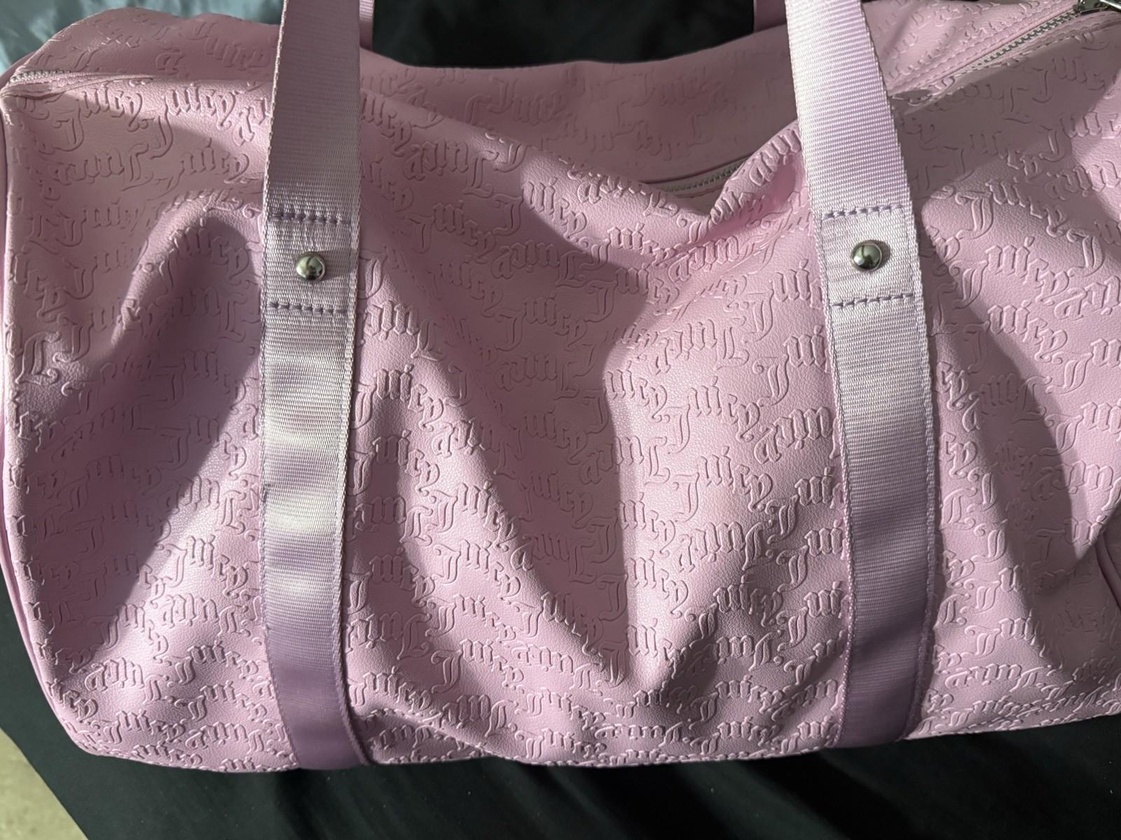 Juicy Couture Pink Large Duffle Gym Bag Zip Closure Logo Accent 25L