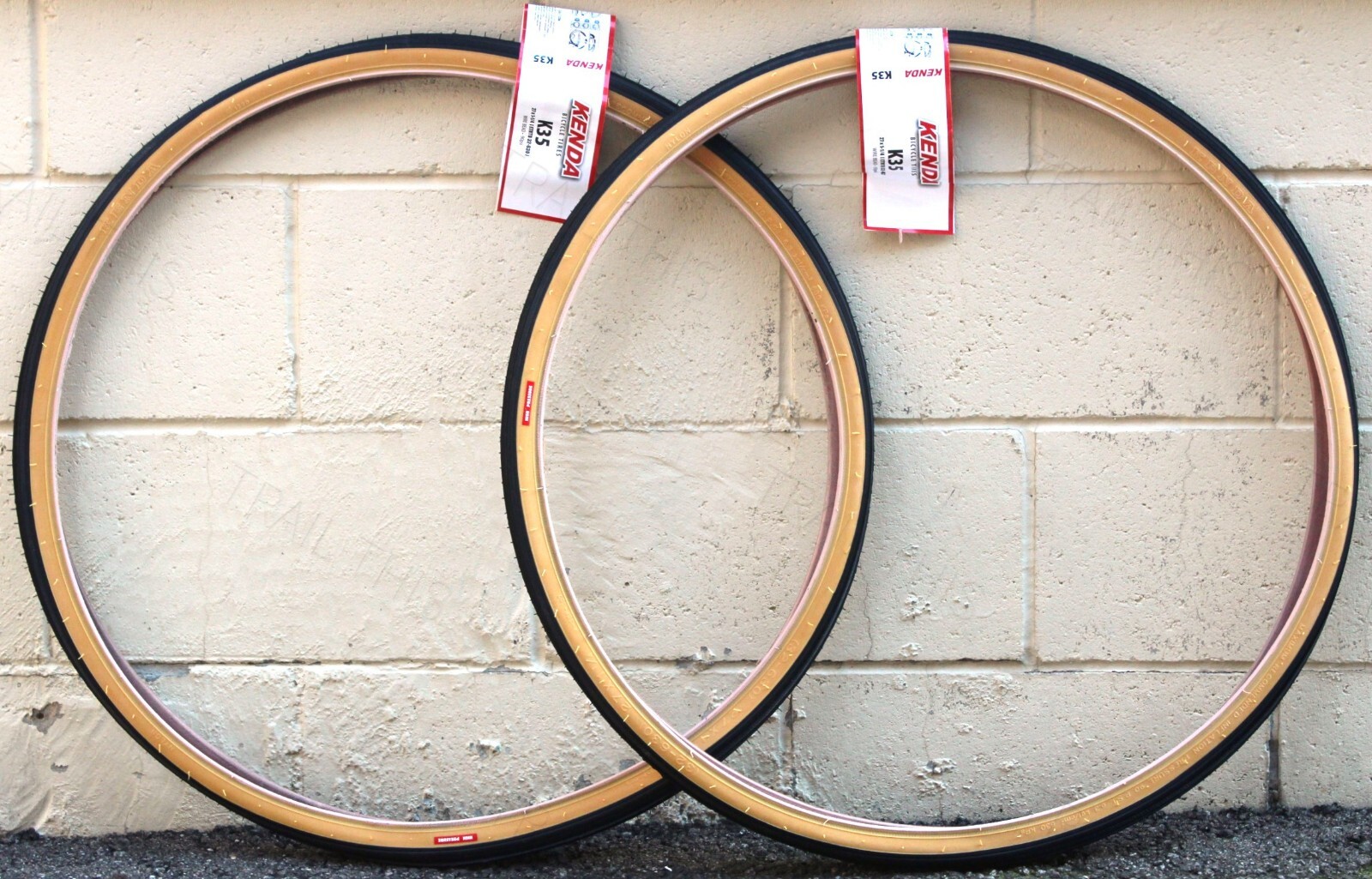 Two (2) Pack Kenda K35 Gumwall 27 x 1-1/4″ Road Bicycle Tires Wire Bead (1-Pair)